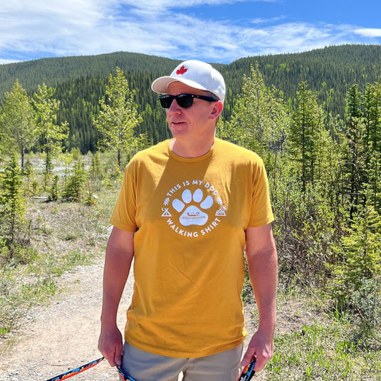 Gold Men's Dog Walking T-Shirt